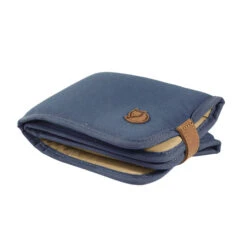 FJÄLLRÄVEN Fjällräven G1000 SEAT PAD Kissen NAVY -Outdoor-Sportgeschäft 268813005 d g1000 seat pad fjaellraeven 1