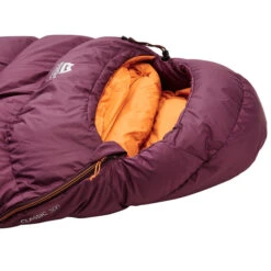 Mountain Equipment CLASSIC ECO 500 LONG WOMEN Damen Daunenschlafsack RAISIN -Outdoor-Sportgeschäft 5638007011 d classic eco 500 regular women mountain equipment 24